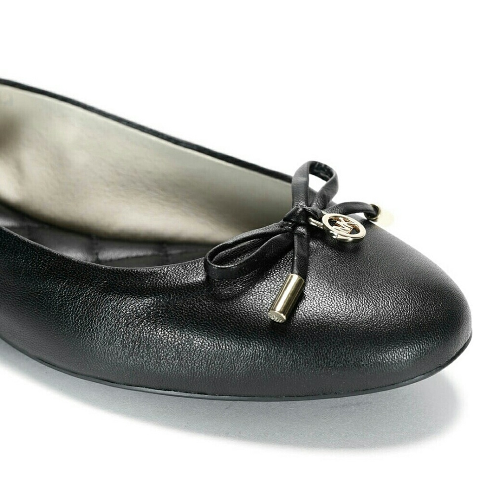 Michael Kors Melody Leather Ballet Flats Sz 7 - Picture 2 of 8